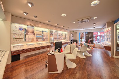 Opticien Neufchâteau - Centre Ville - Krys, Opticien à Neufchâteau