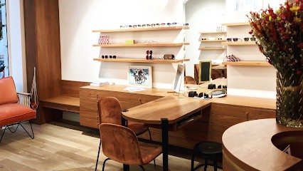 Célestin Lunetiers, Opticien à Vichy