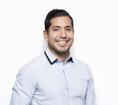 Dr Mauricio PINTO. Chirurgie réfractive, de la Cataracte et des Paupières., Ophtalmologue à Aix-les-Bains