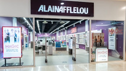 Alain Afflelou, Opticien à Évry