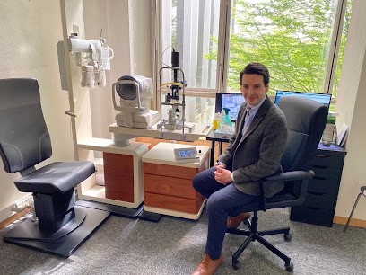 Dr Alexandre PEDINIELLI, Ophtalmologue à Étampes