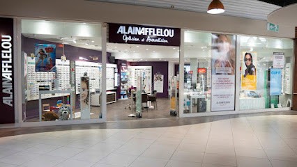 Alain Afflelou, Opticien à Sannois