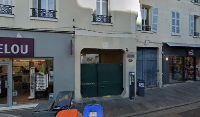 P Y Optique, Opticien à Poissy