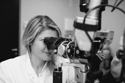 Dr Caroline Metzquer, Ophtalmologue à Cenon