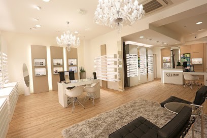 Céline Roland, Opticien à Riedisheim