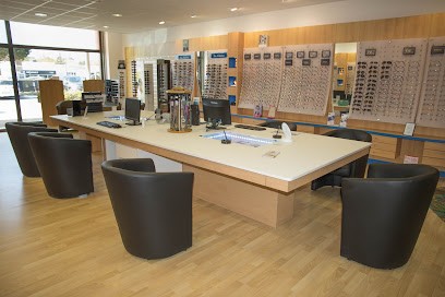 Optique Des Cinq Chemins, Opticien à Guidel