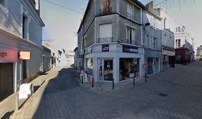T.g.c.l., Opticien à Parthenay