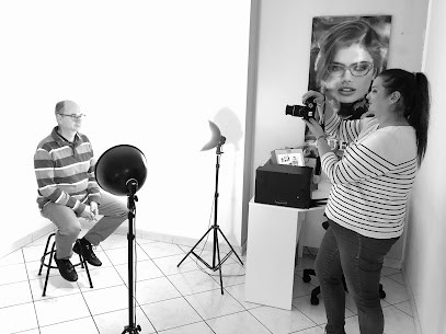 Optique Centrale Lunettes & Photos D'identités Depuis 1999 !, Opticien à Vaulx-en-Velin