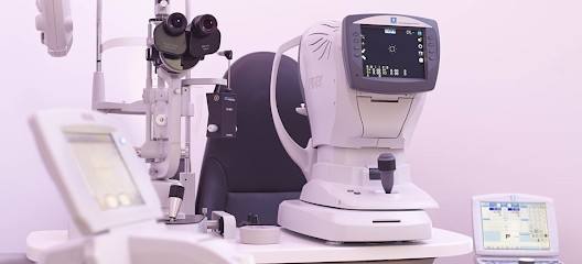 Dr. Edouard Colas, Ophtalmologue à Palaiseau