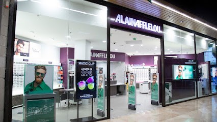 Alain Afflelou, Opticien au Blanc-Mesnil