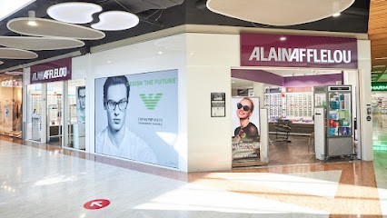 Alain Afflelou, Opticien à Saint-Clément-de-Rivière