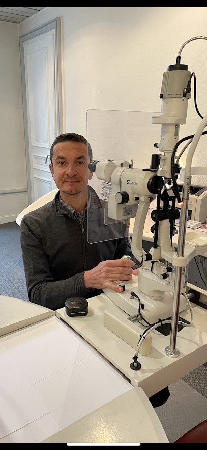 Dr MANON Laurent - Ophtalmologue, Ophtalmologue à Aix-les-Bains