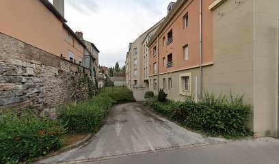 Razakarivony Hervé, Ophtalmologue à Chalon-sur-Saône
