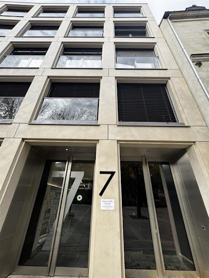 Dr Eric Mehel - Chirurgien Ophtalmologiste Nantes - Spécialiste Chirurgie Réfractive - Opération Laser Des Yeux, Ophtalmologue à Nantes
