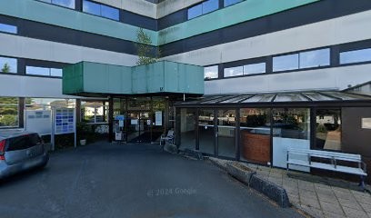 Maldur Fisticanu Ina, Ophtalmologue à Cholet