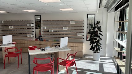 Optique Max', Opticien à Roquefort-la-Bédoule