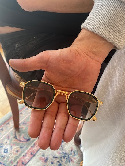 Au Comptoir De L'Optique, Opticien à Marseille 12