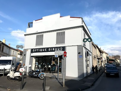 Morgane dadoun, Opticien à Marseille 09