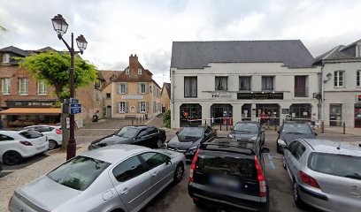 HK Optique, Opticien au Vaudreuil