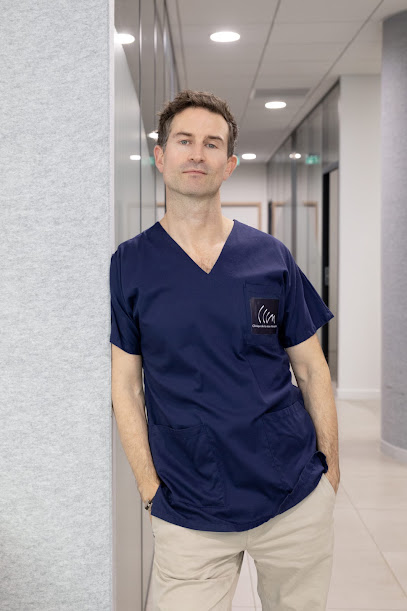 Dr Julien Coullet - Chirurgie Réfractive Montpellier, Ophtalmologue à Montpellier