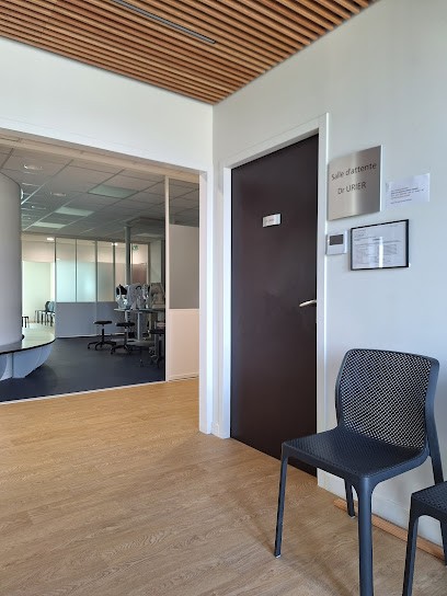 Urier Nicholas, Ophtalmologue à Angers