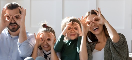 Les lunettes de Chloé (Optique Plantade), Opticien à Fougères