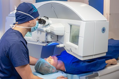 Pôle vision : les spécialistes de la correction laser (myopie, hypermétropie, astigmatisme, presbytie) - Coudekerque / Dunkerque, Ophtalmologue à Coudekerque-Branche