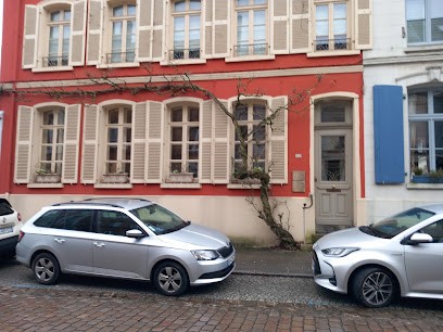 Cajou Christian, Ophtalmologue à Montreuil