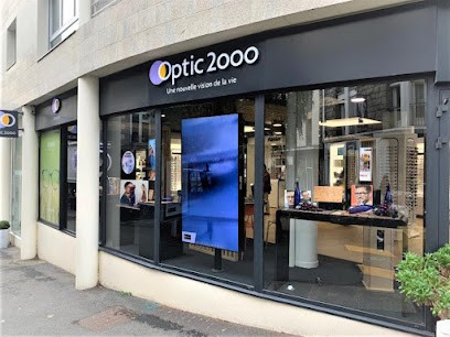 Optic 2000 - Opticien Saint-Brieuc - Place Glais Bizoin, Opticien à Saint-Brieuc