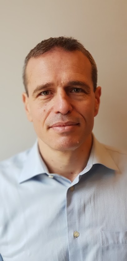 Dr Sadri CHAHED - Chirurgie de la rétine et de la cataracte, Ophtalmologue à Eaubonne