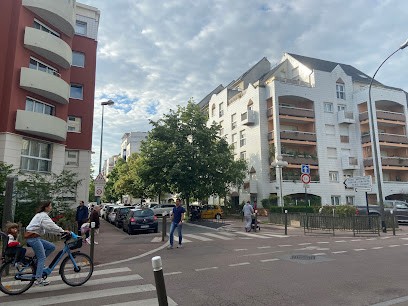 LE CENTRE DE L'OPHTALMOLOGIE SURESNES, Ophtalmologue à Suresnes