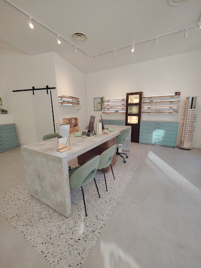 Taje Lunetier, Opticien à Paris 02